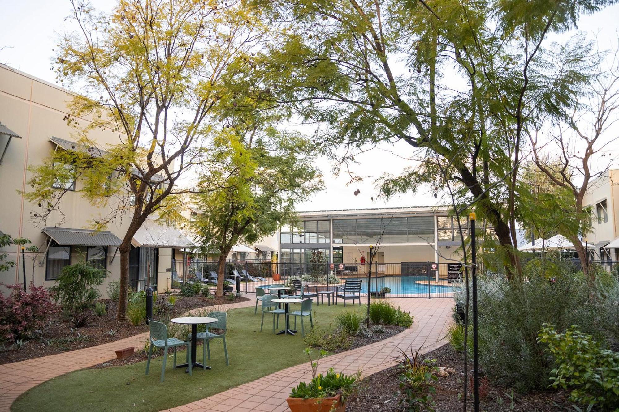 Hotel Rydges Kalgoorlie Esterno foto